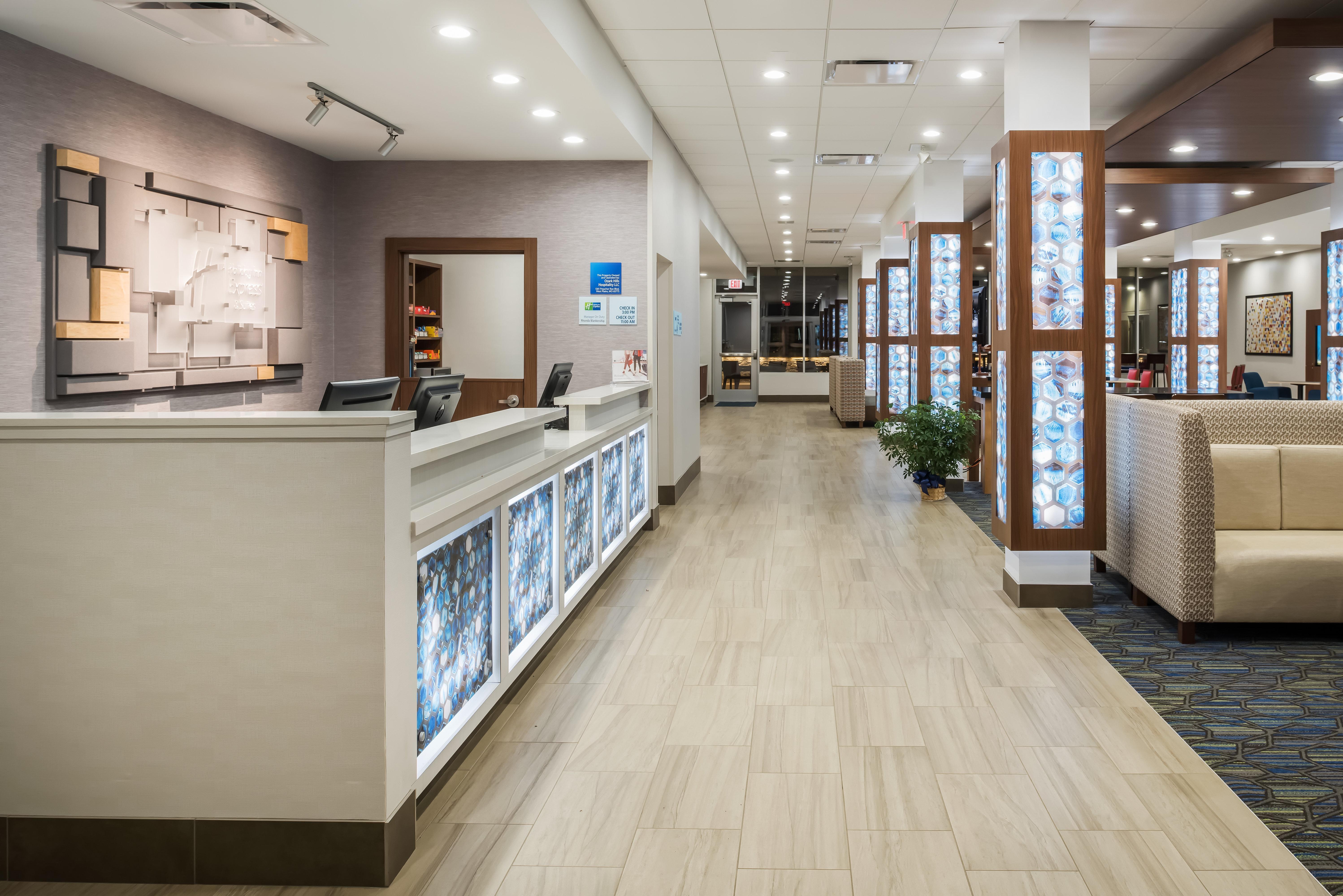 Holiday Inn Express & Suites West Plains Southwest By Ihg Ngoại thất bức ảnh