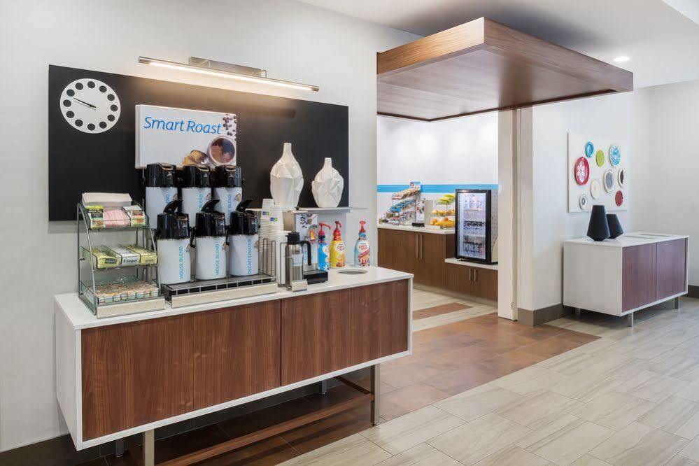 Holiday Inn Express & Suites West Plains Southwest By Ihg Ngoại thất bức ảnh